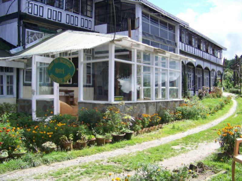 Old - Main Bellevue Heritage Hotel Darjeeling  Exteriör bild